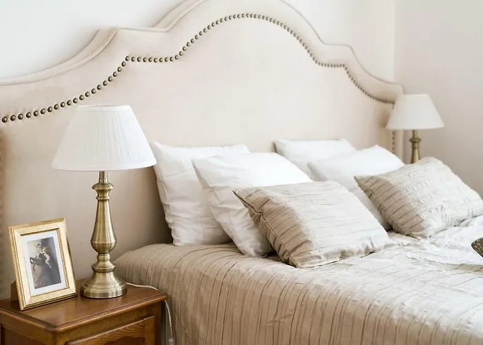 Belle Epoque I, Luxury Suite 50M To Main Square
